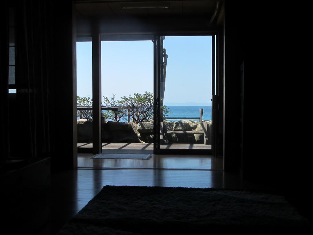 Amakusa West Coast Backpackers Fu-Raibou Hostel Εξωτερικό φωτογραφία