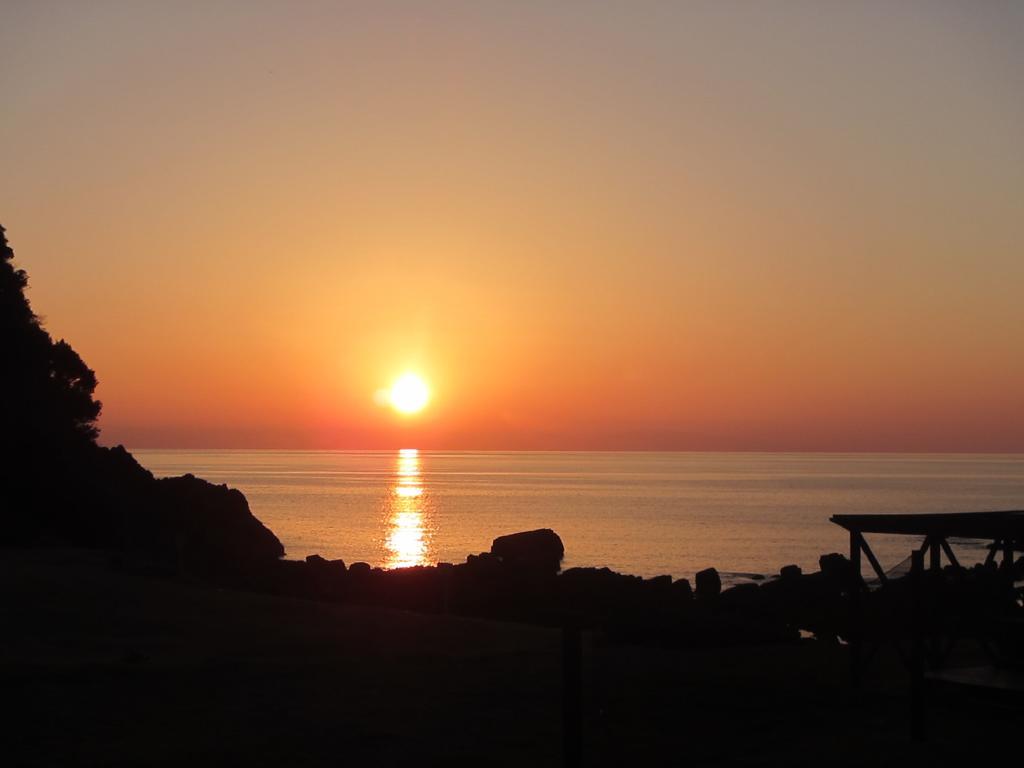 Amakusa West Coast Backpackers Fu-Raibou Hostel Εξωτερικό φωτογραφία